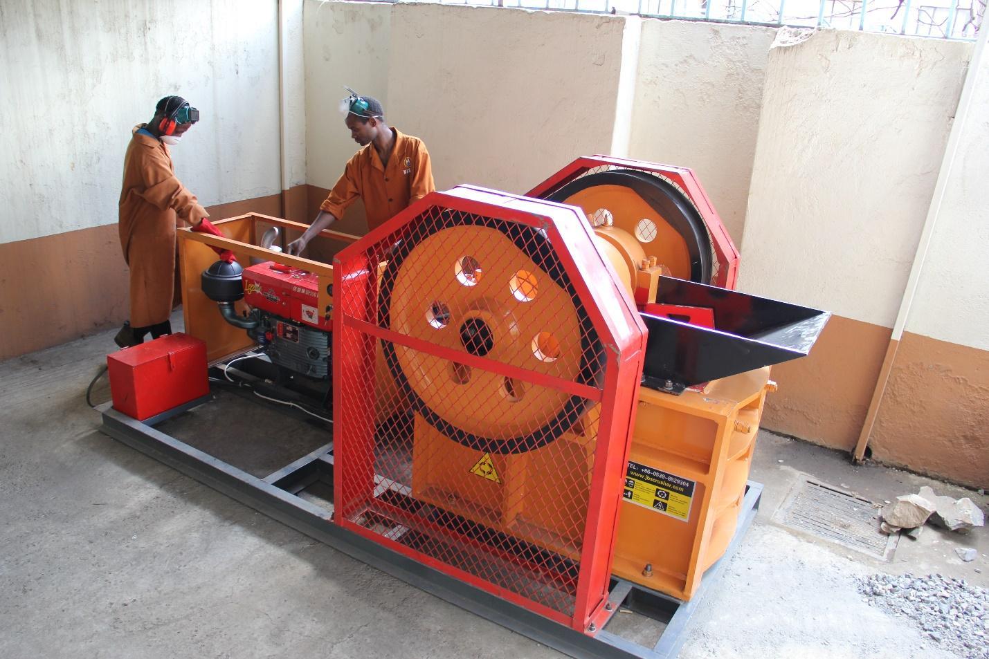 Diesel Engine Stone Crusher